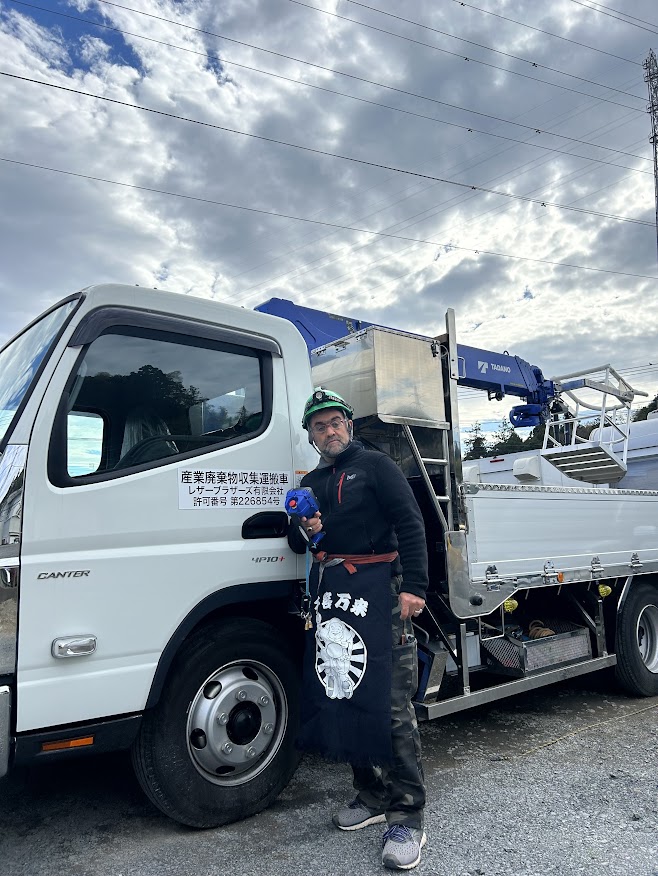 重機回送・建設機械輸送のイメージ